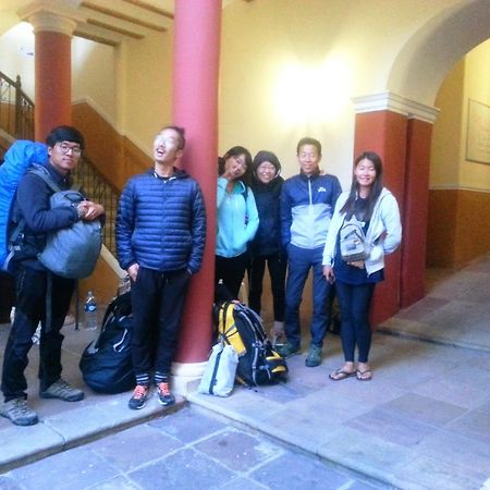Villa Oropeza Hostel Сукре Экстерьер фото