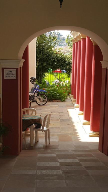 Villa Oropeza Hostel Сукре Экстерьер фото