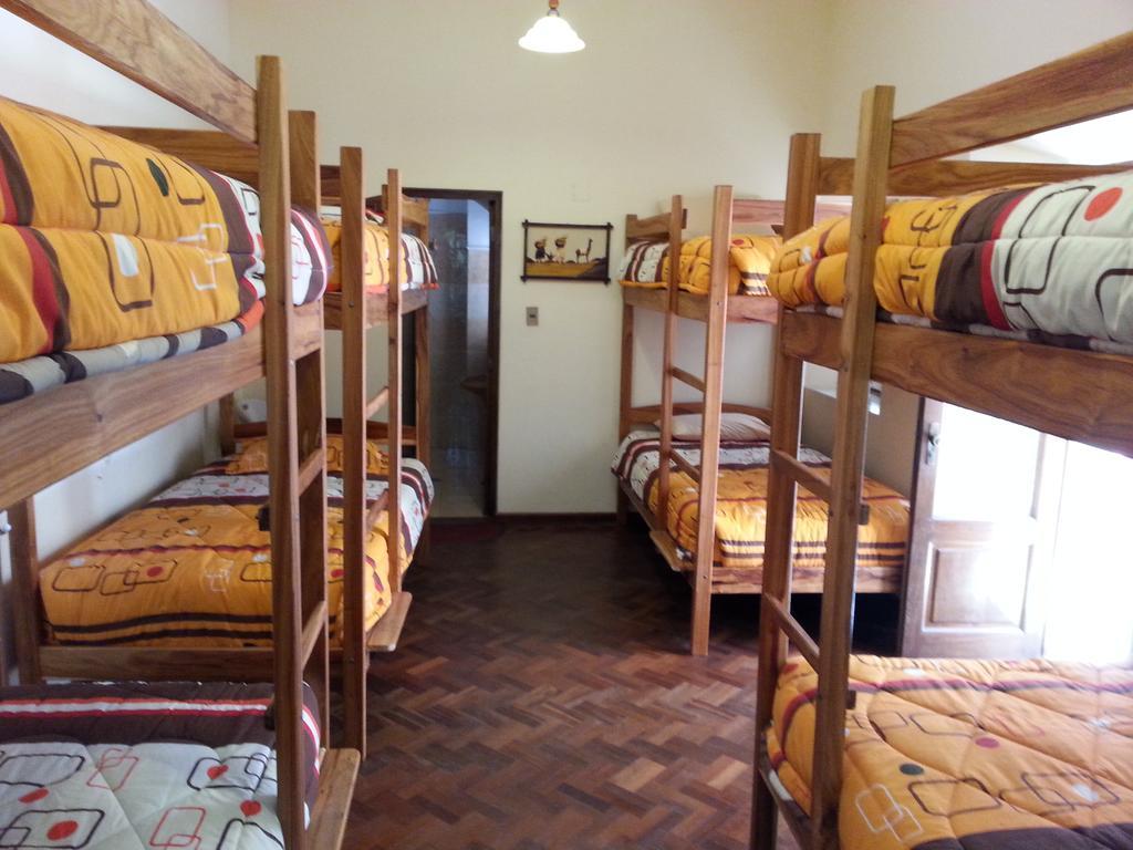 Villa Oropeza Hostel Сукре Номер фото