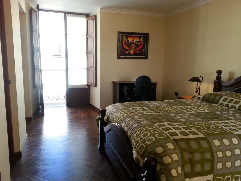 Villa Oropeza Hostel Сукре Номер фото