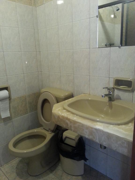 Villa Oropeza Hostel Сукре Номер фото