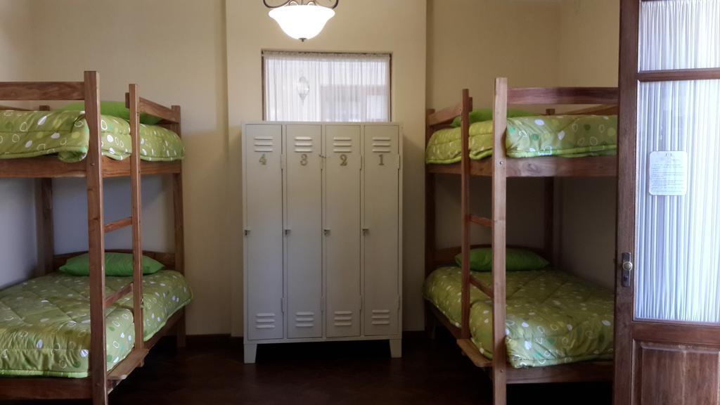 Villa Oropeza Hostel Сукре Экстерьер фото