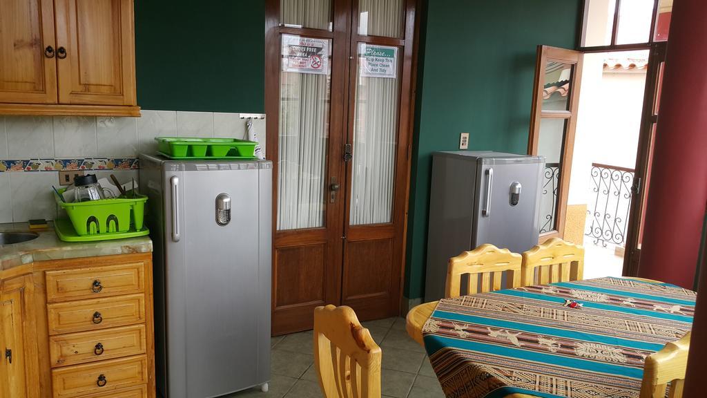 Villa Oropeza Hostel Сукре Экстерьер фото