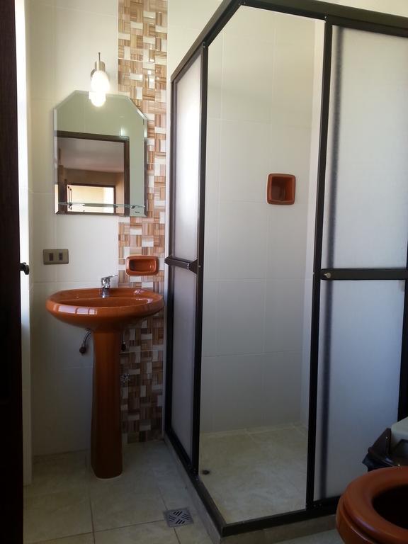 Villa Oropeza Hostel Сукре Экстерьер фото
